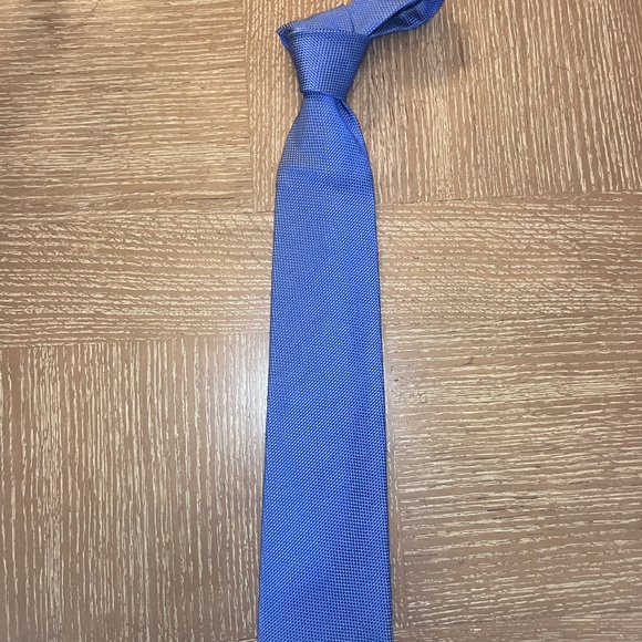 Salvatore Ferragamo Blue Silk Tie with Gift Box - Picture 5 of 10